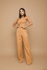 Macacão Pantalona Strapless Totêrme Bolso Faca Katy Caramelo